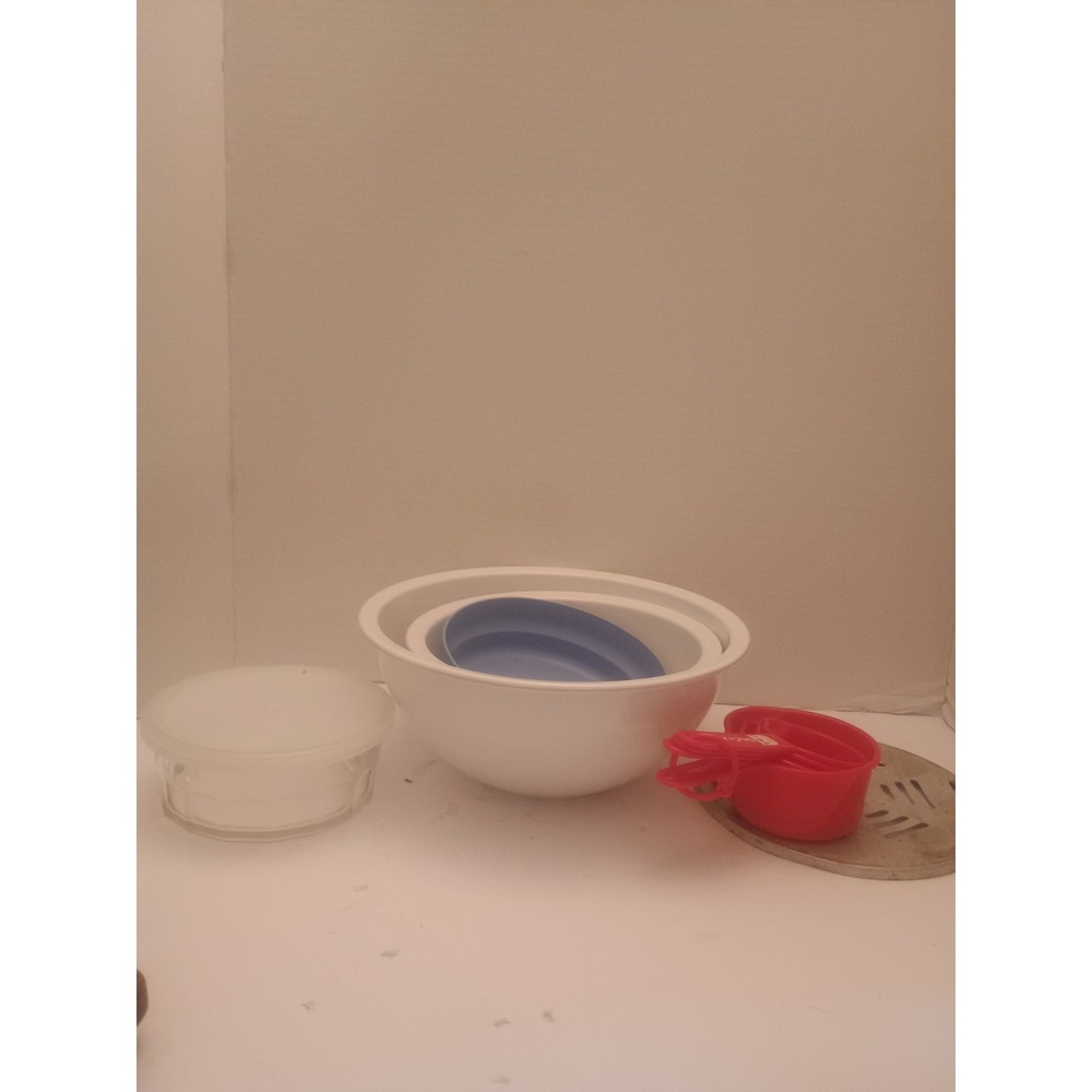 Vintage Lot Of Plastic/Glass/Metal Kitchen Set